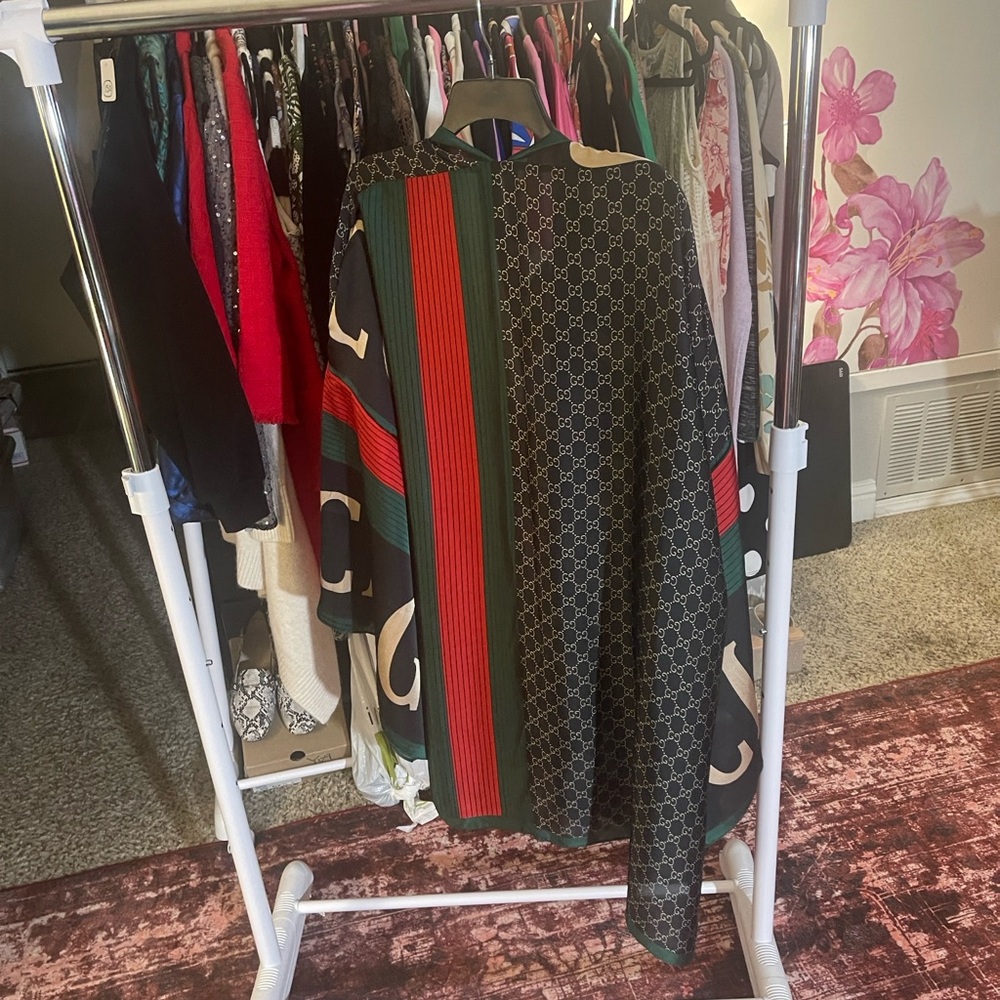 100% Silk Designer Inspired Kimono (ONE SIZE) - Picture 5 of 7